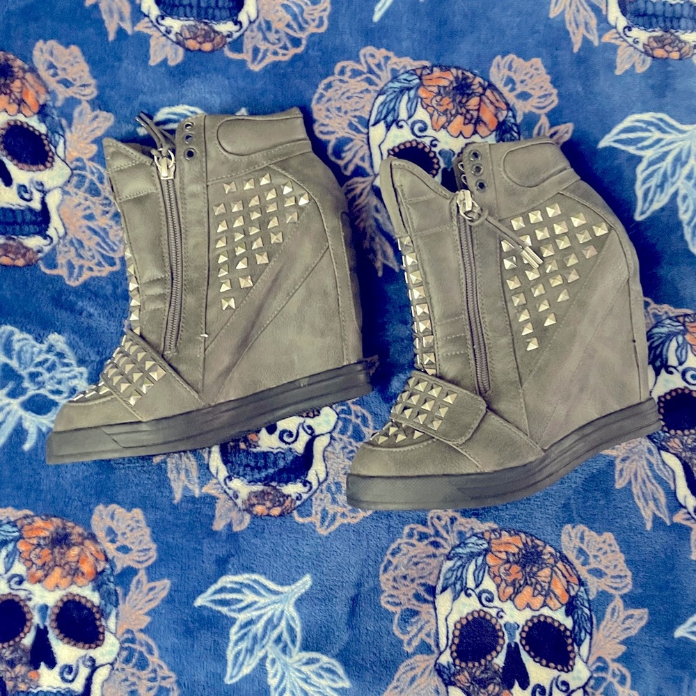 First Love Grey Silver Studded wedge sneakers